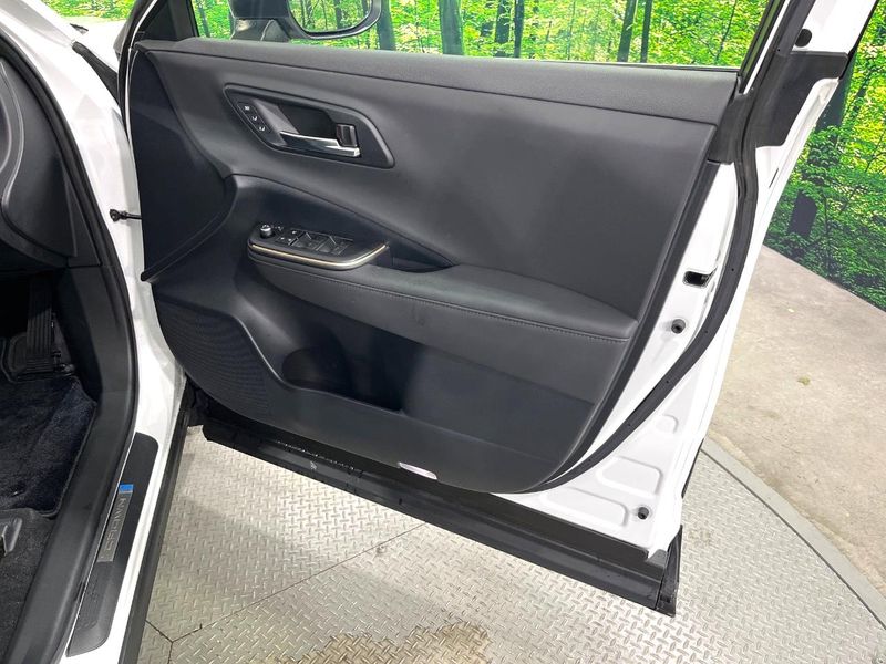 2023 Toyota Crown Crossover 6AA-AZSH35 (UW-6a696deb8e5cf)[20]