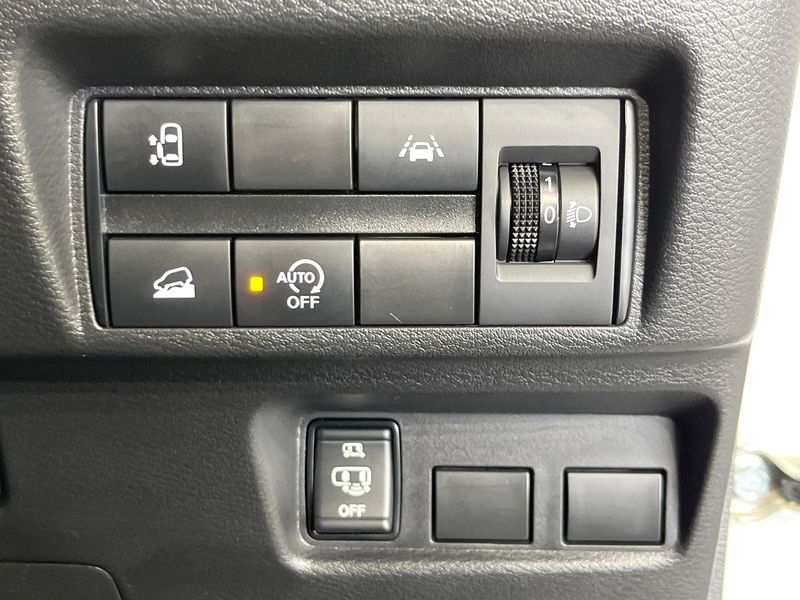 2021 Mitsubishi eK Cross Space 4AA-B38A (UW-6a696e081cfbb)[29]