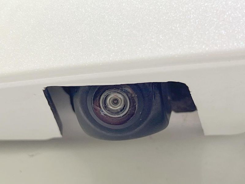 2018 Nissan Note DBA-E12 (UW-6a696e50cd86c)[16]