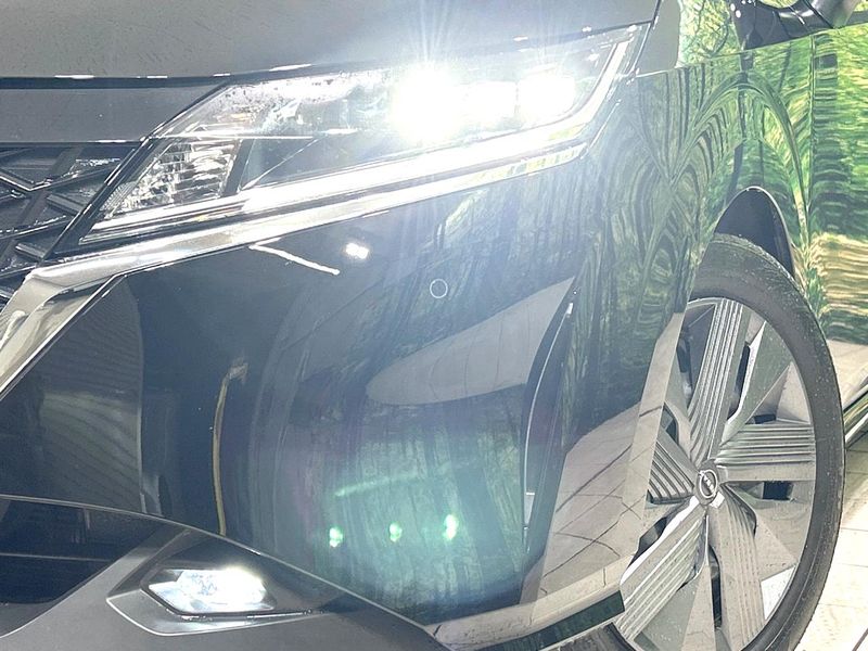 2023 Nissan Note 6AA-E13 (UW-6a696e544f555)[15]