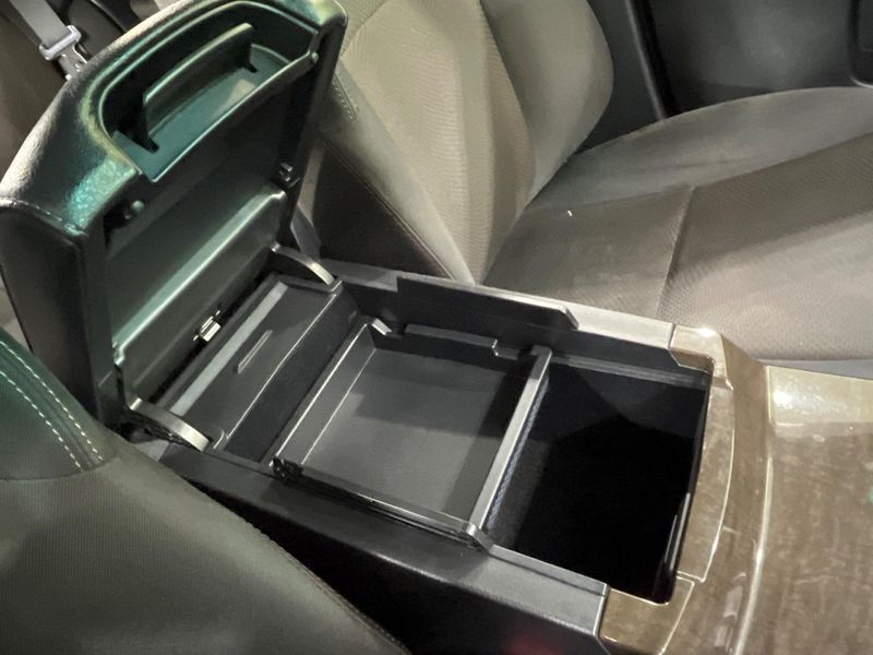 2014 Toyota Mark X DBA-GRX135 (UW-6a696e9e5f493)[29]