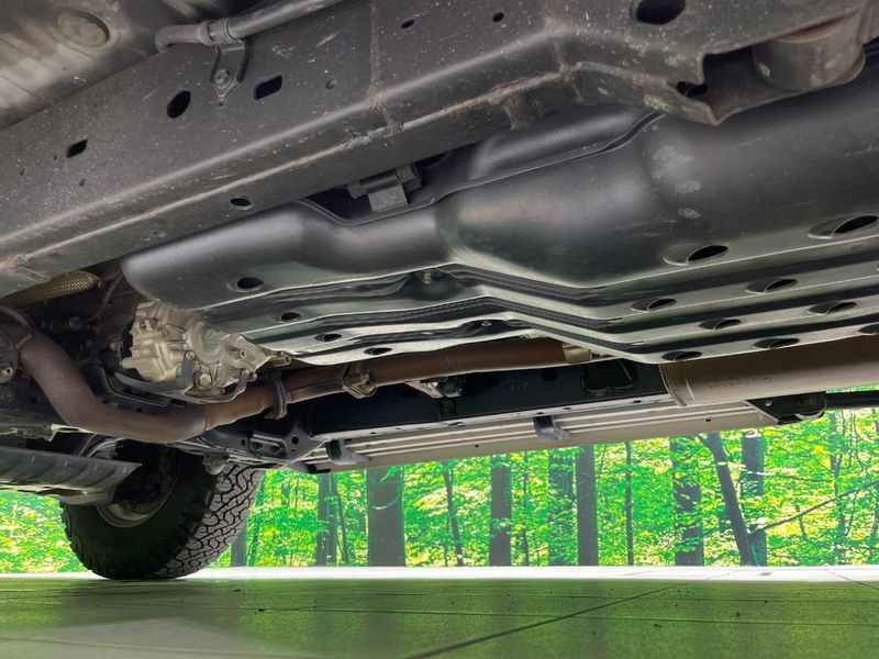 2015 Toyota FJ CRUISER CBA-GSJ15W (UW-6a696ea042f6e)[17]