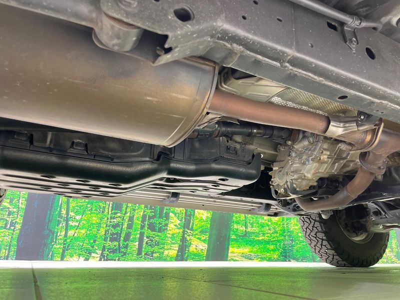 2015 Toyota FJ CRUISER CBA-GSJ15W (UW-6a696ea042f6e)[18]