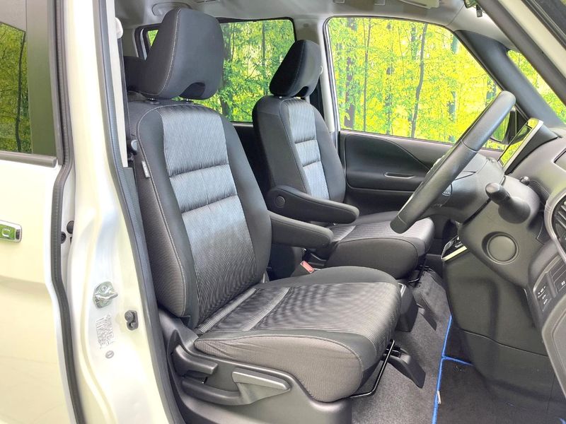 2020 Nissan Serena DAA-HFC27 (UW-6a696ece8ac05)[14]