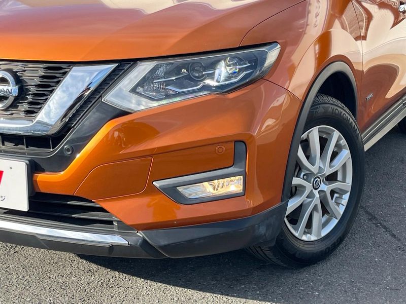 2018 Nissan X-Trail DAA-HT32 (UW-6a696ed7a02bb)[16]
