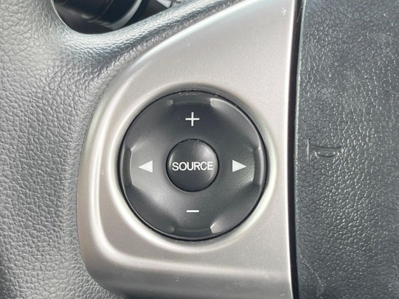 2017 Honda N-BOX DBA-JF1 (UW-6a696ef6e155c)[27]