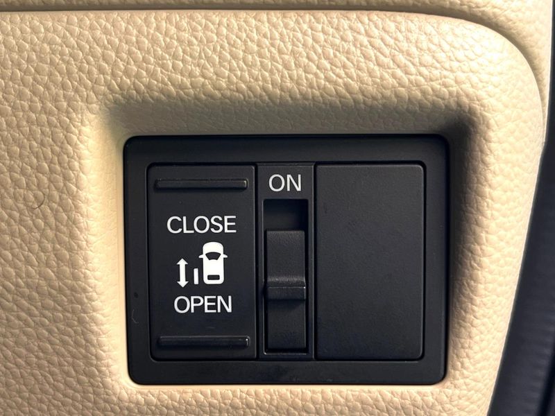 2017 Honda N-BOX DBA-JF3 (UW-6a696eff3ff63)[17]