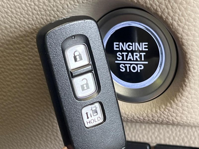 2018 Honda N-BOX DBA-JF3 (UW-6a696efff34f2)[21]