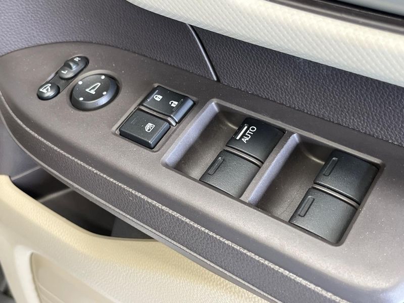 2018 Honda N-BOX DBA-JF3 (UW-6a696efff34f2)[20]