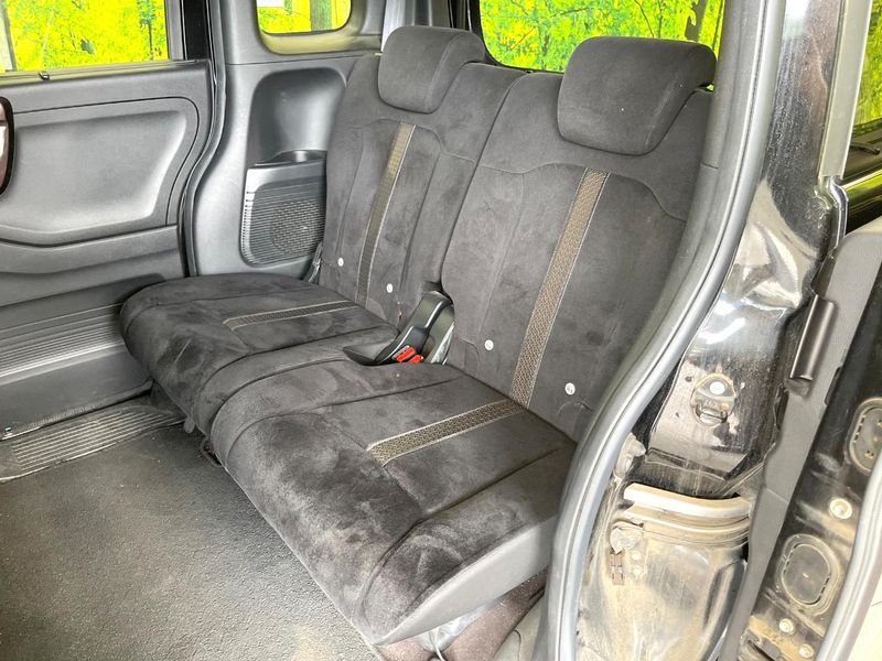 2019 Honda N-BOX CUSTOM DBA-JF3 (UW-6a696f04a7a5c)[22]