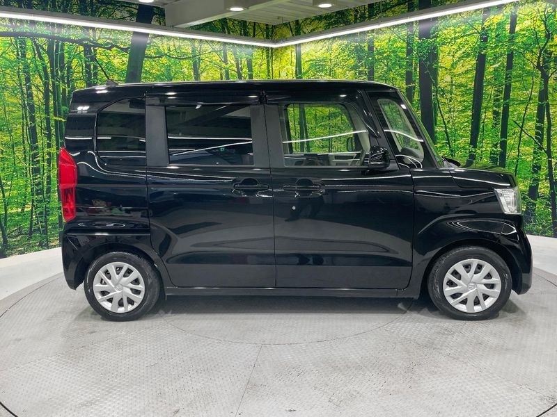 2019 Honda N-BOX DBA-JF3 (UW-6a696f04ae1f6)[18]