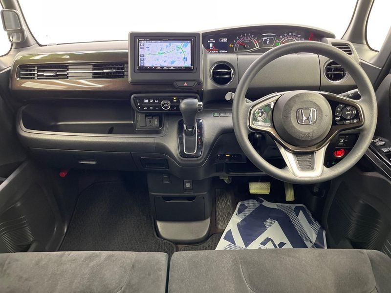 2020 Honda N-BOX CUSTOM 6BA-JF3 (UW-6a696f0b44891)[25]