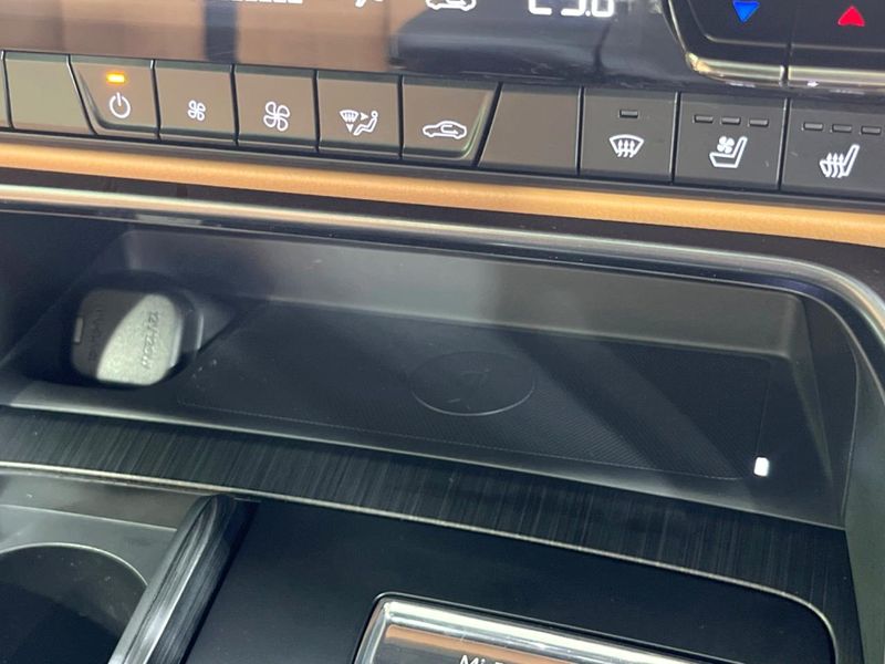 2023 Mazda CX-60 3CA-KH3R3P (UW-6a696f665e54e)[29]