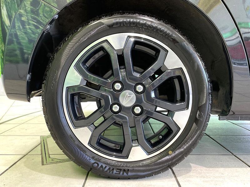 2021 Daihatsu Wake 3BA-LA700S (UW-6a696fa316b3d)[27]