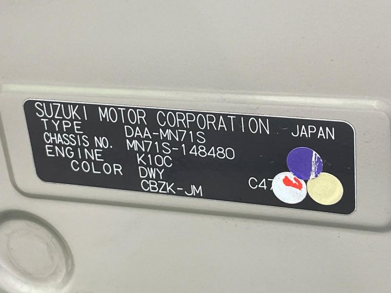 2019 Suzuki XBEE（クロスビー） DAA-MN71S (UW-6a697014769ca)[1]