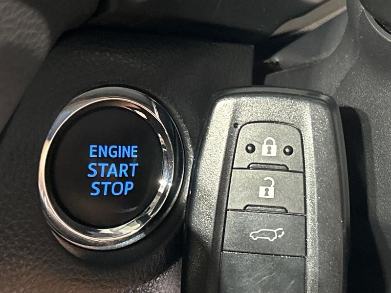 2020 Toyota RAV4 6BA-MXAA54 (UW-6a69703d729c7)[27]