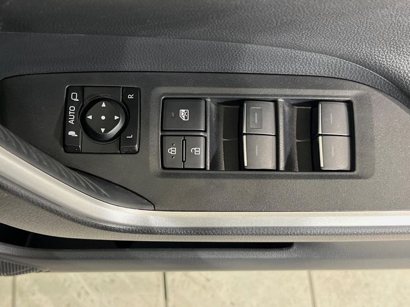 2022 Toyota RAV4 6BA-MXAA54 (UW-6a69704035c9e)[23]