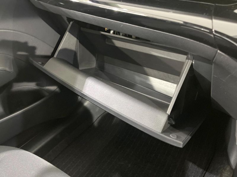 2023 Toyota Aqua 6AA-MXPK11 (UW-6a69705d8ba8b)[25]