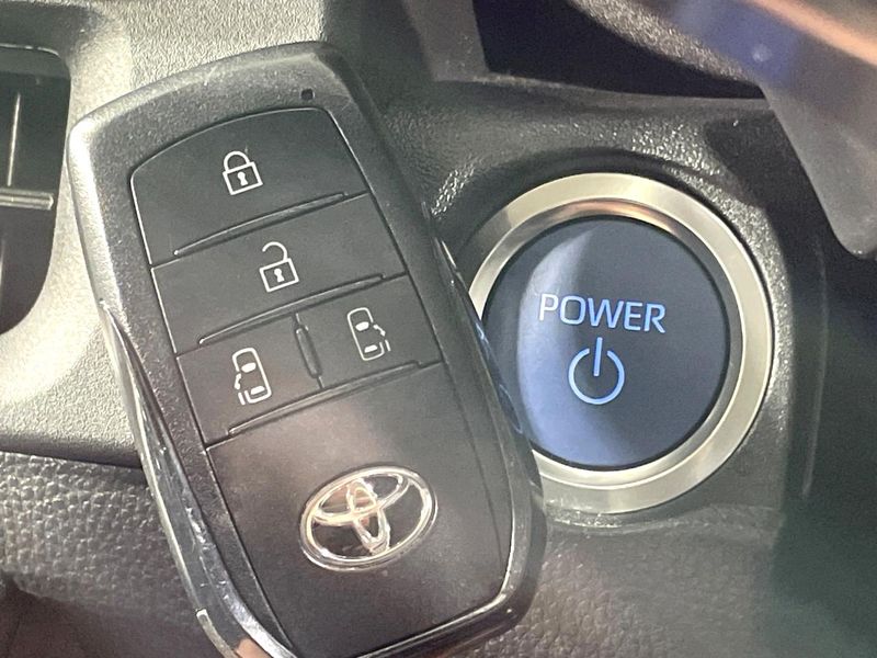 2024 Toyota Sienta 6AA-MXPL10G (UW-6a6970653c970)[23]