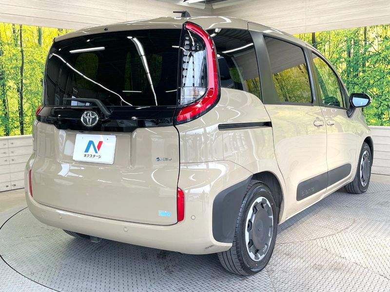 2025 Toyota Sienta 6AA-MXPL10G (UW-6a697066e62b6)[11]