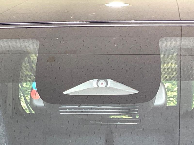 2025 Toyota Sienta 6AA-MXPL10G (UW-6a69706729428)[4]