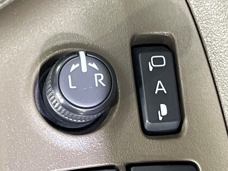 2025 Toyota Sienta 6AA-MXPL15G (UW-6a69706ac3c05)[10]