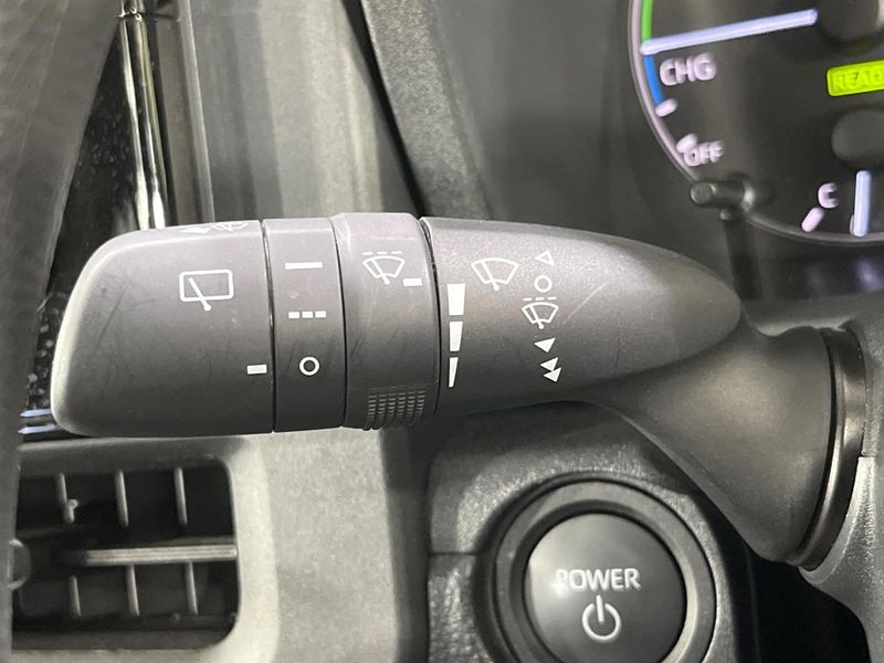 2025 Toyota Sienta 6AA-MXPL15G (UW-6a69706ac3c05)[25]