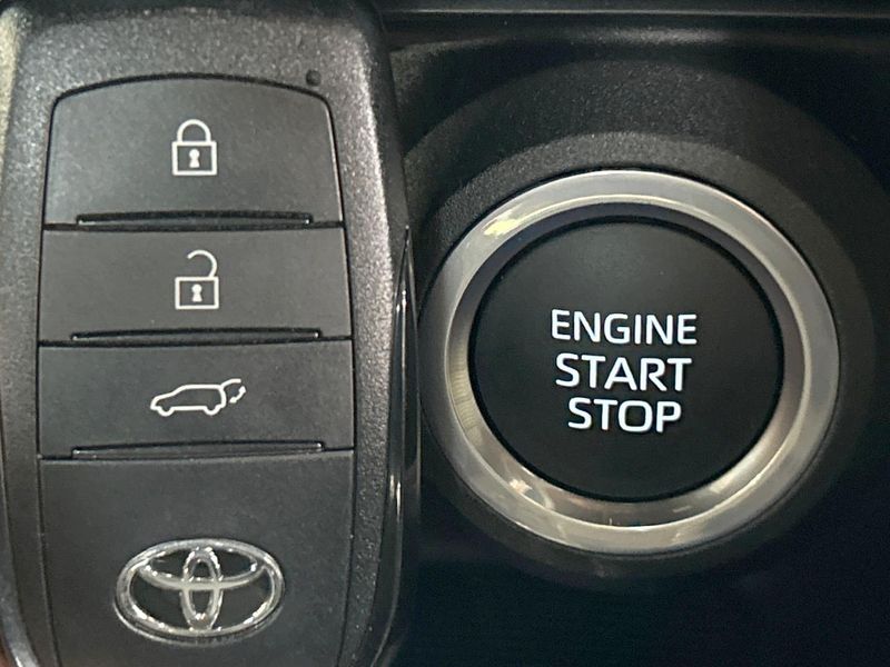 2023 Toyota Harrier 6BA-MXUA80 (UW-6a697073ef5f9)[4]