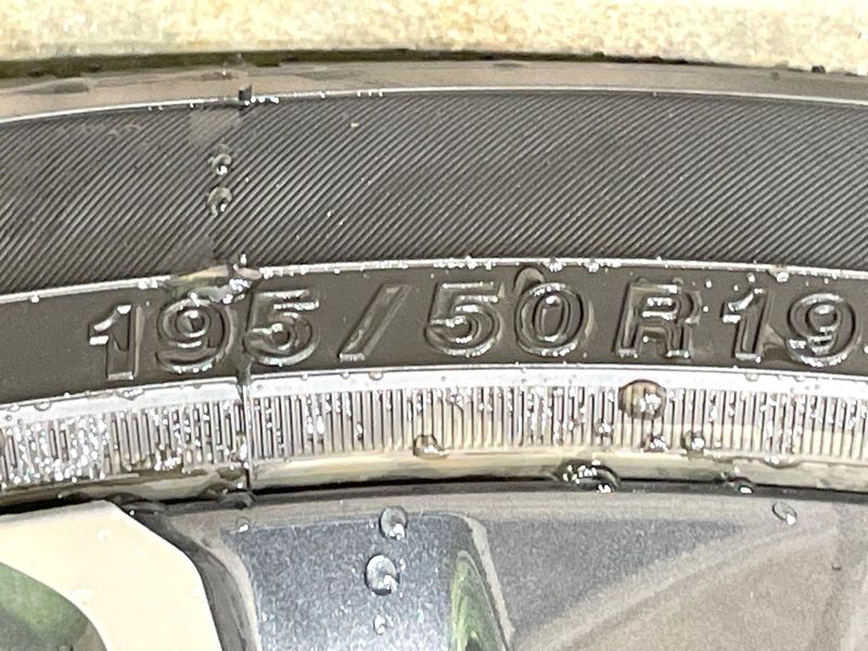 2023 Toyota Prius 6AA-MXWH60 (UW-6a697078aa256)[5]