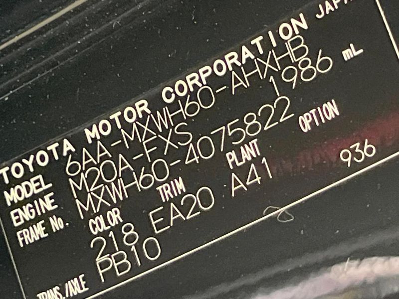 2024 Toyota Prius 6AA-MXWH60 (UW-6a69707d35f19)[1]