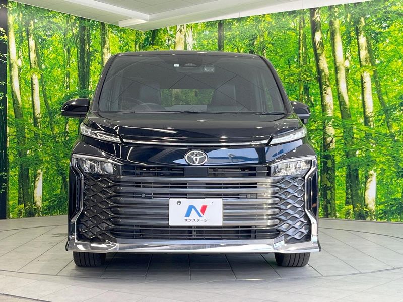 2023 Toyota Voxy 6BA-MZRA90W (UW-6a697087646ed)[11]