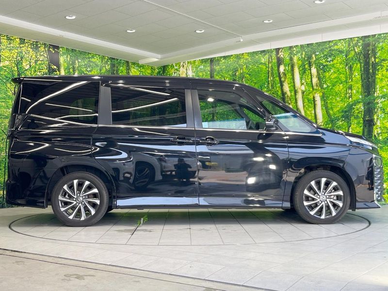 2023 Toyota Voxy 6BA-MZRA90W (UW-6a697087646ed)[9]