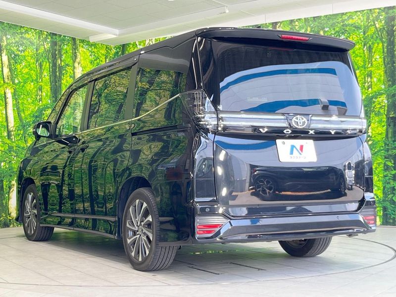 2023 Toyota Voxy 6BA-MZRA90W (UW-6a697087646ed)[6]