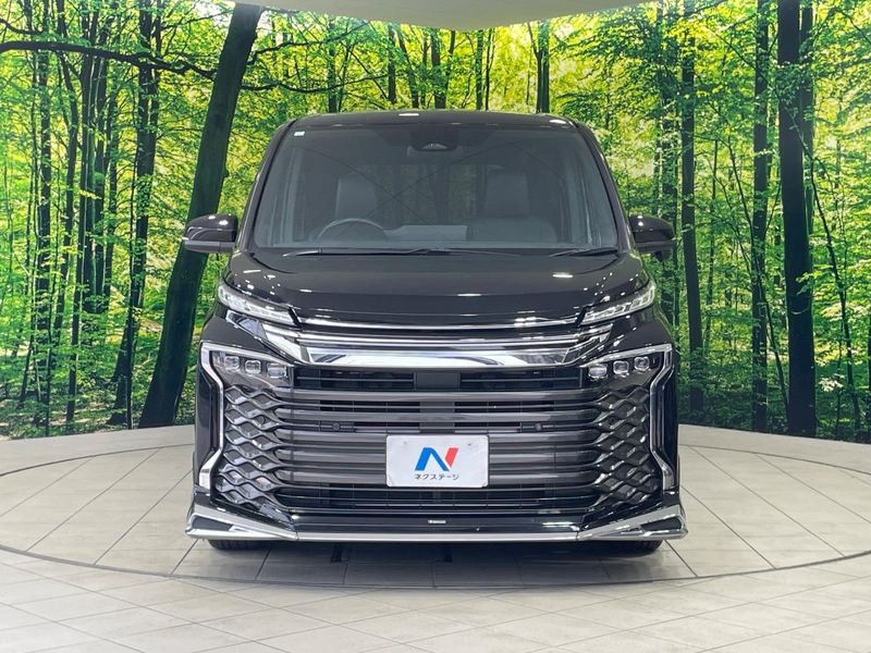 2023 Toyota Voxy 6BA-MZRA90W (UW-6a69708994d22)[21]