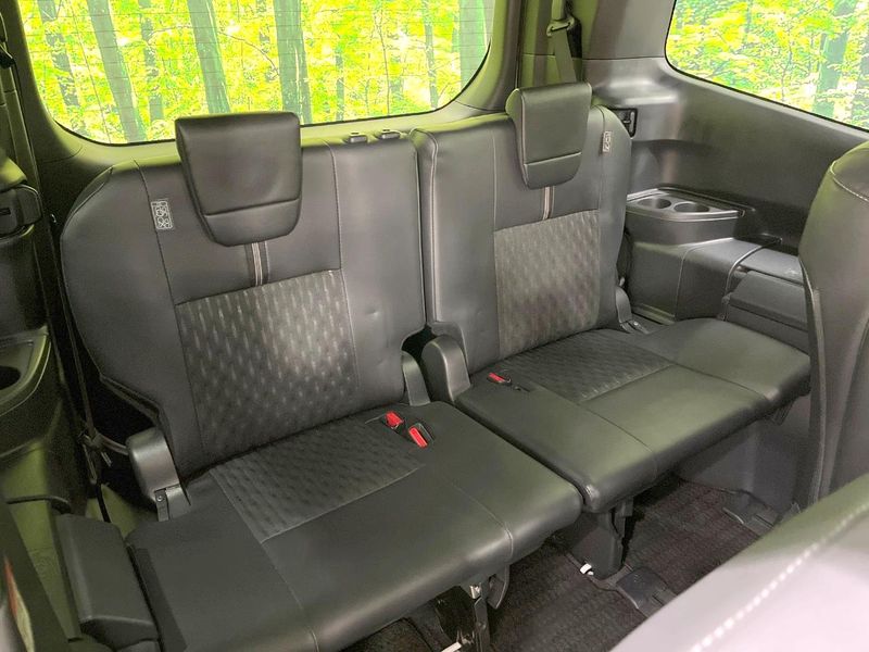2023 Toyota Noah 6BA-MZRA90W (UW-6a69708abf80e)[23]