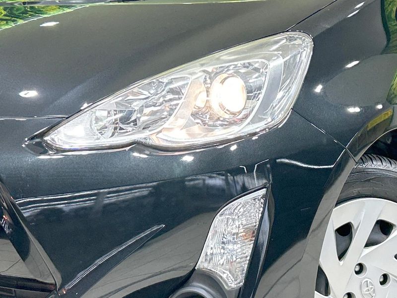 2016 Toyota Aqua DAA-NHP10 (UW-6a6970a127151)[10]