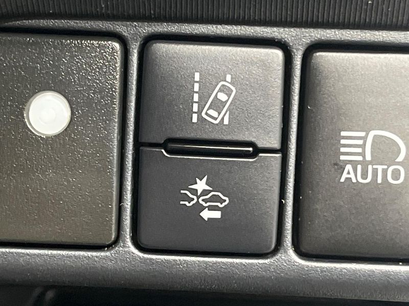 2018 Toyota Aqua DAA-NHP10 (UW-6a6970a494cfe)[16]