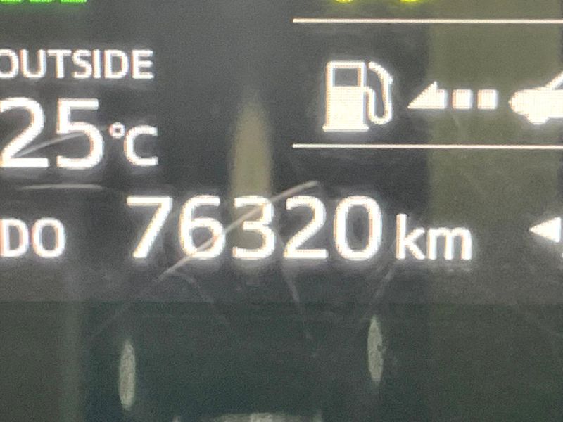 2016 Toyota Sienta DAA-NHP170G (UW-6a6970a7ac0c1)[2]