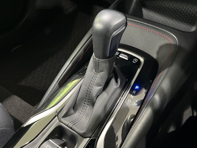 2019 Toyota Corolla Sport 3BA-NRE210H (UW-6a6970abdc014)[13]