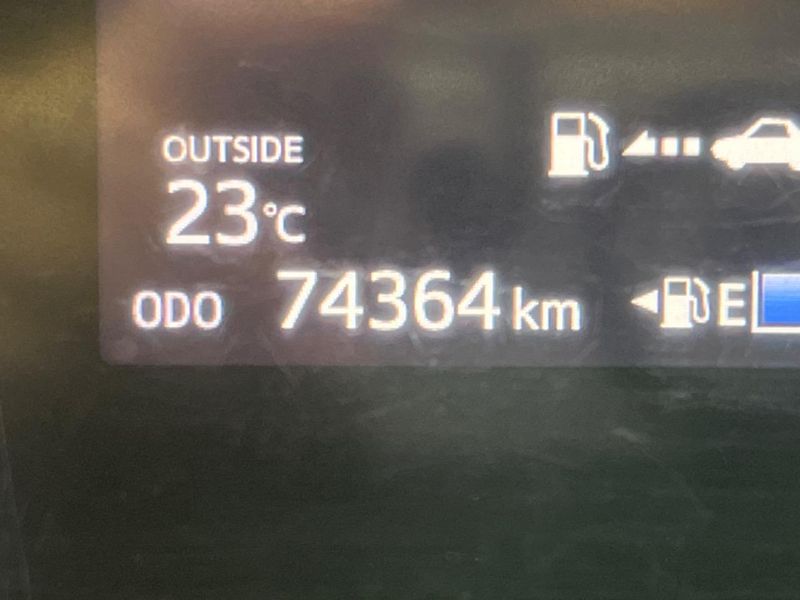 2016 Toyota Sienta DBA-NSP170G (UW-6a6970afafaef)[2]