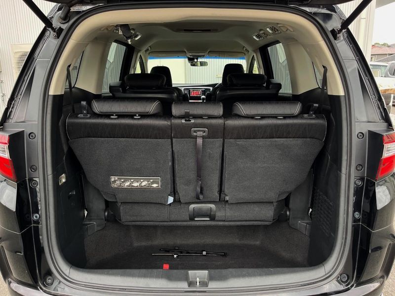 2014 Honda Odyssey DBA-RC1 (UW-6a6970c12f138)[29]