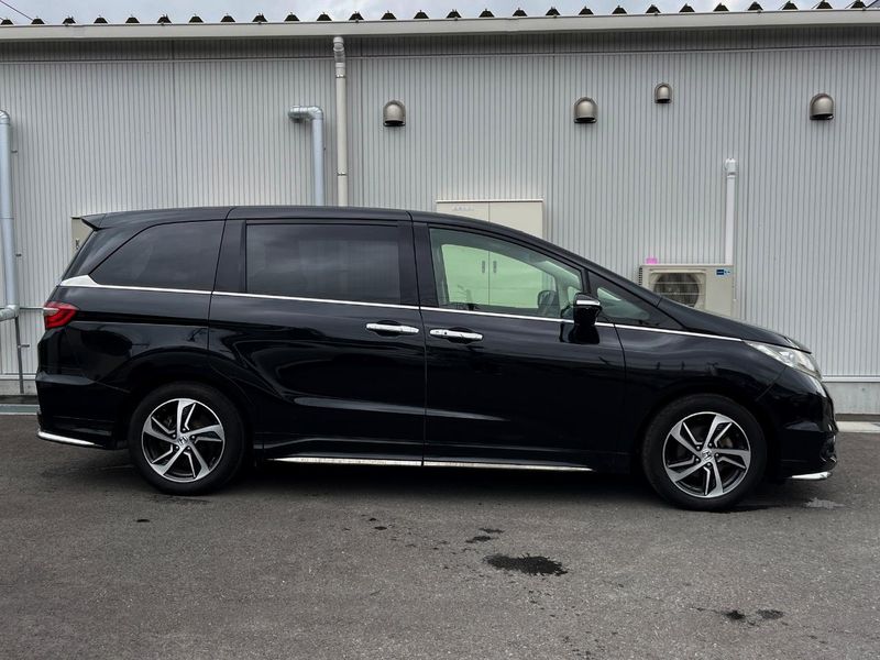 2014 Honda Odyssey DBA-RC1 (UW-6a6970c12f138)[22]