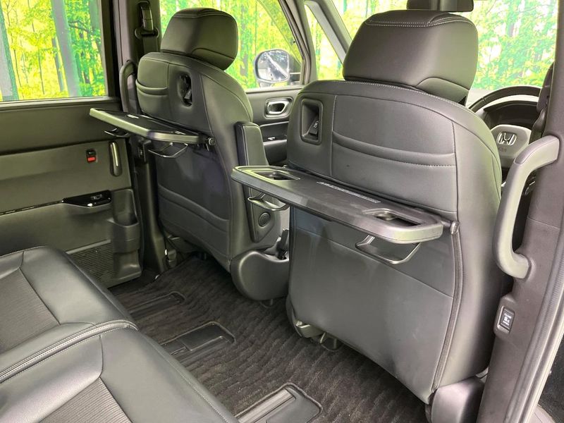 2022 Honda Step Wagon 6AA-RP8 (UW-6a6970ca5be67)[20]