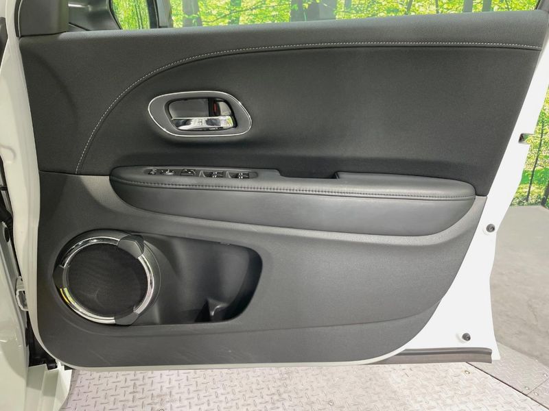2014 Honda Vezel DAA-RU3 (UW-6a6970cf34325)[25]