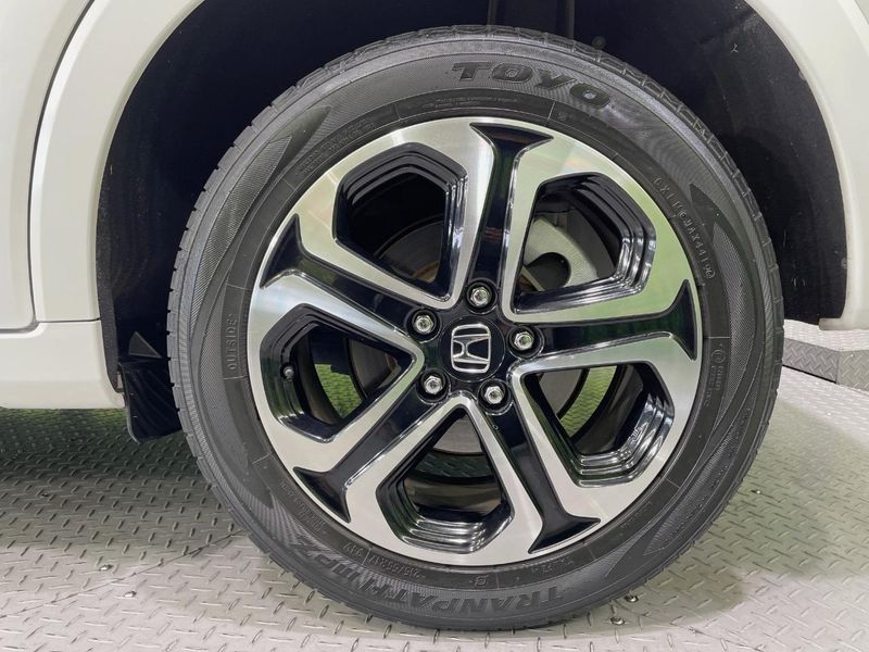 2014 Honda Vezel DAA-RU3 (UW-6a6970cf34325)[7]