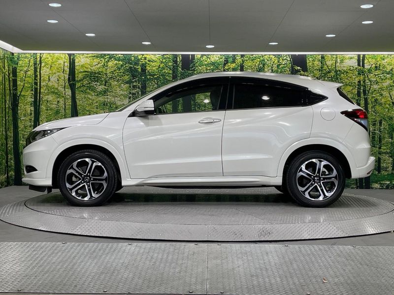 2014 Honda Vezel DAA-RU3 (UW-6a6970cf34325)[19]