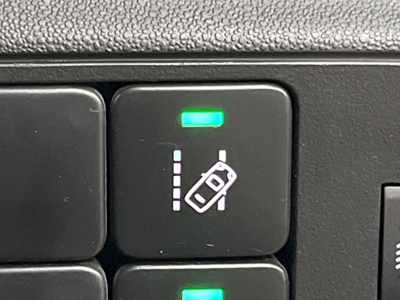 2020 Citroen C3 3BA-B6HN05 (UW-6a697121a540f)[18]