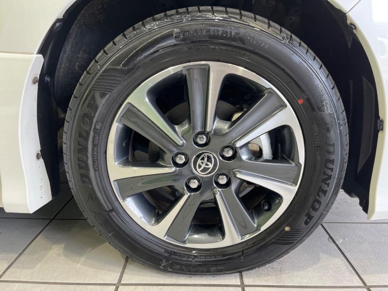 2019 Toyota Voxy DBA-ZRR80W (UW-6a69715fdbd27)[24]