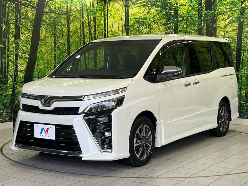 2019 Toyota Voxy DBA-ZRR80W (UW-6a69715fdbd27)[4]