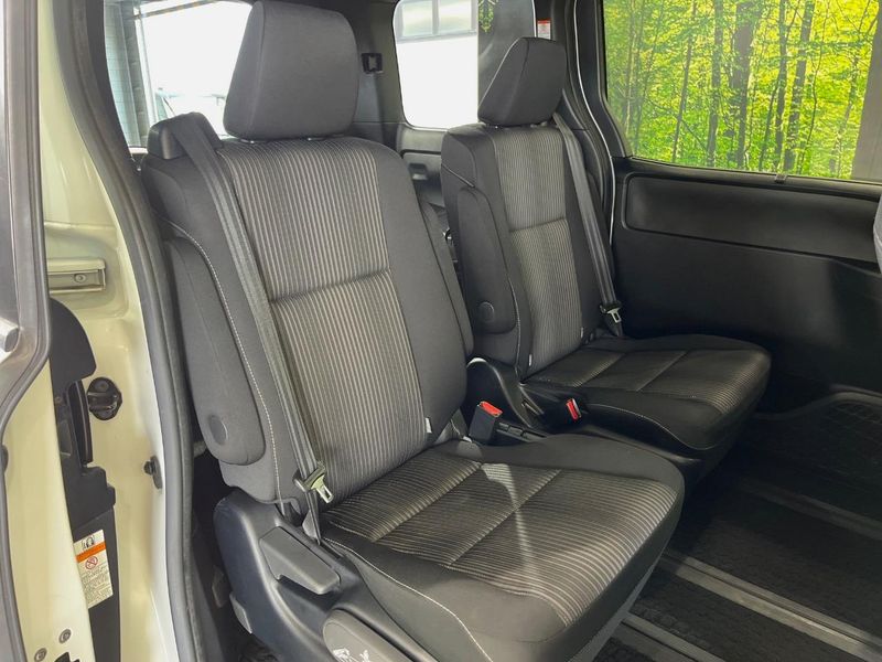 2019 Toyota Voxy DBA-ZRR80W (UW-6a69716100900)[10]